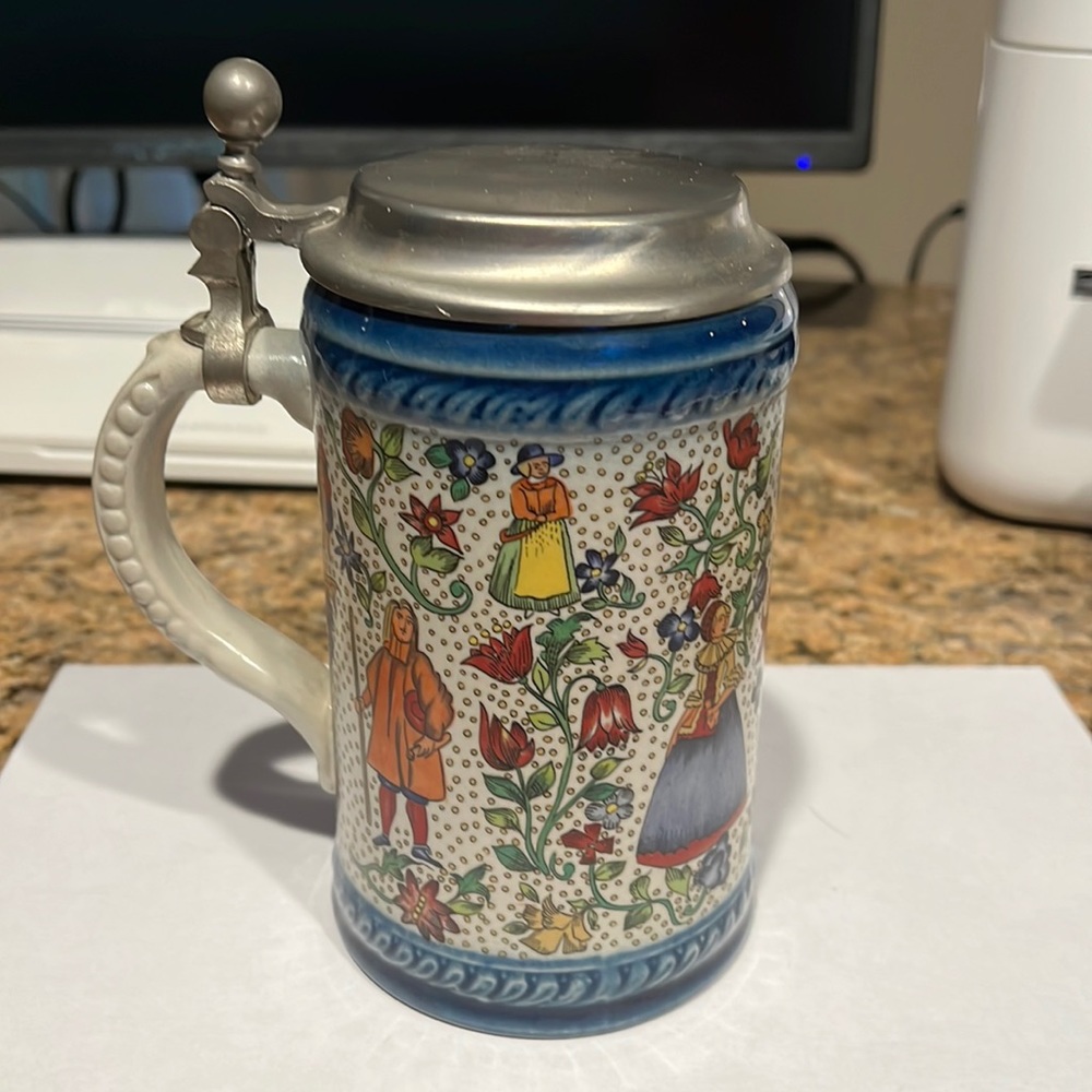 Vintage German Beer Mug w/attached Lid